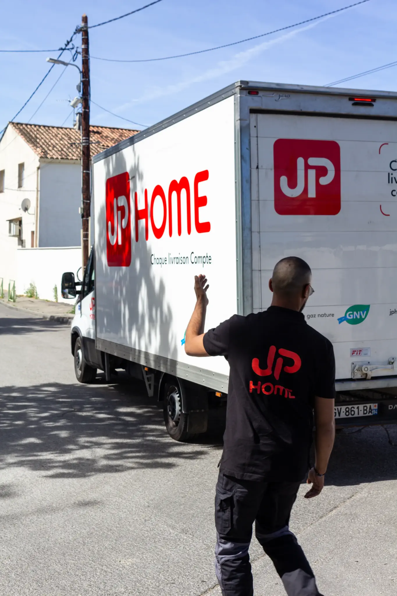UN livreur JP Home