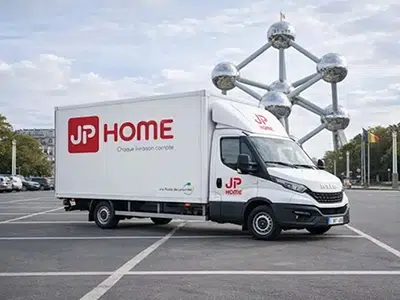 camion-jp-home-dans-la-ville-de-bruxelles